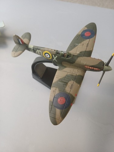 Amercom diecast model aircraft - amercom,