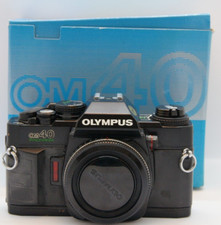 Analog Reflex SLR 35mm Film Camera OLYMPUS OM40 Program + BOX/CAP/BATTERIES