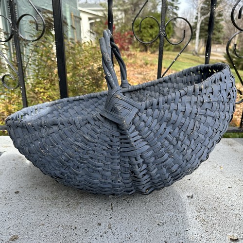 Vtg antique wicker - xl,