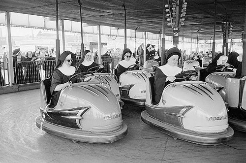 Roman catholic nuns - catholic, a
