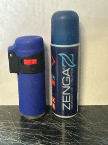 Blue rubber zenga - blue, lighter