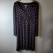 Pepperberry Women Size 16