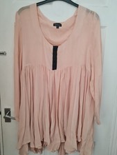 Beautiful Soft Stunning Long Sleeved  TOP SHOP Ladies Top Size Very Generous 16