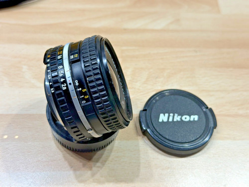 Nikon series 28mm 8 - f2.8, ais