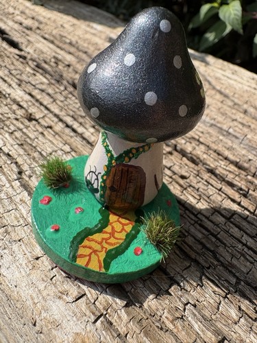Wooden handpainted witched - handpainted,