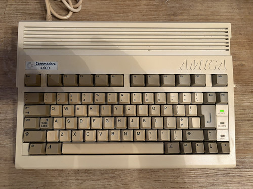 Commodore amiga 600 - commodore,