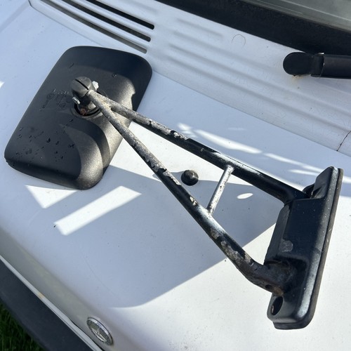 Mercedes wing mirror - wing,