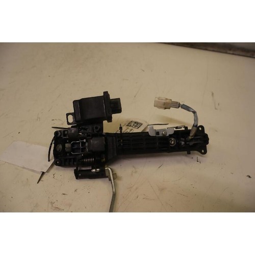 Front outer door - outer, handle