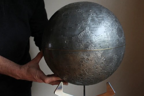 Moon globe with aluminum - moon, base