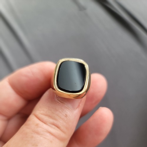 Mens 9ct yellow gold - 9ct, onyx