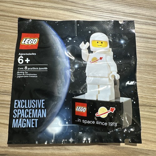 Lego spaceman magnet - spaceman,
