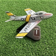 Armour DieCast United  States Air Force - F-86 Sabre- 5129 Scale 1:100