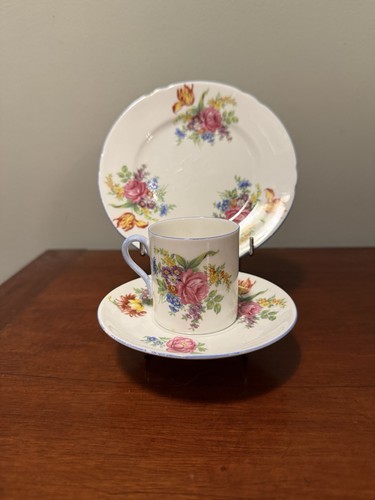 Vintage antique shelly - vintage,