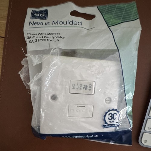 Nexus moulded white - moulded,