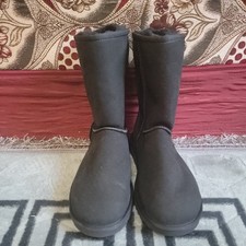 UGG Short Bailey Bow Black Boots UK Size 10.5