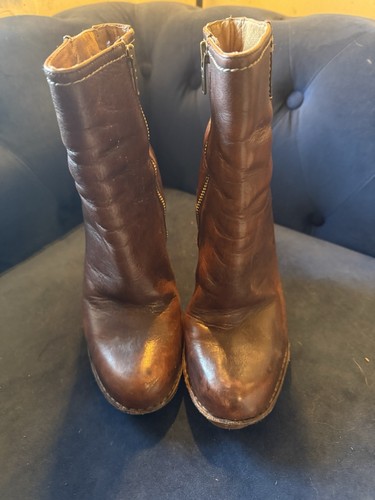 Frye zipped heeled boots - ., uk6
