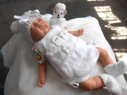 Hand knitted white - ,