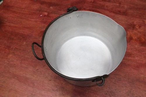 Aluminium preserving pan