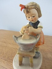 HUMMEL 13cm DOLL BATH TMK4 HUM