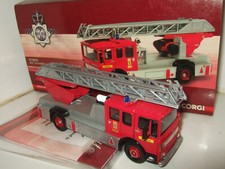 Corgi CC10310, 999 Range, AEC