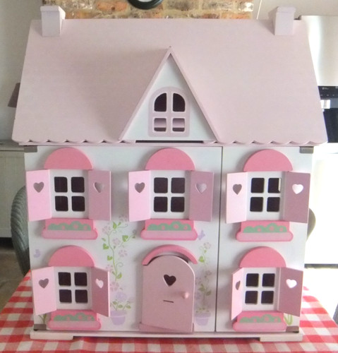 Elc rosebud village - village, 3-storey