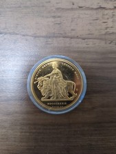 gold-plated medal, 1839 Queen Victoria "Una and the Lion" five-pound coin. COPY