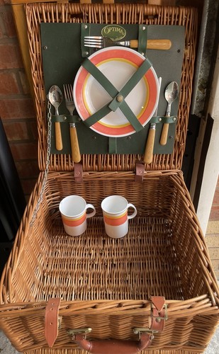 Optima person vintage - optima, picnic