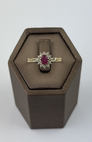 Ruby and diamond - gold, ring