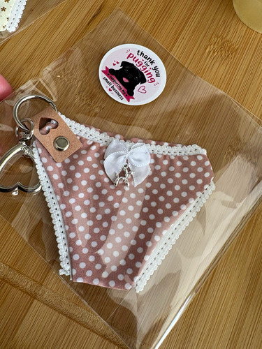 Keyring pink polka dot - keyring,