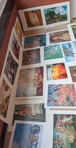 Job lot 100 poster - 100, prints