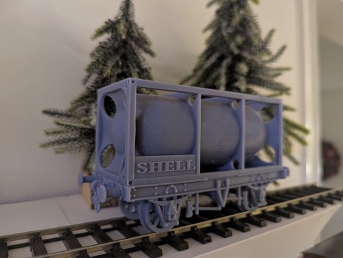 Gauge fuel tanker petroleum - o,