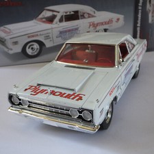 ACME 1/18 1967 Plymouth