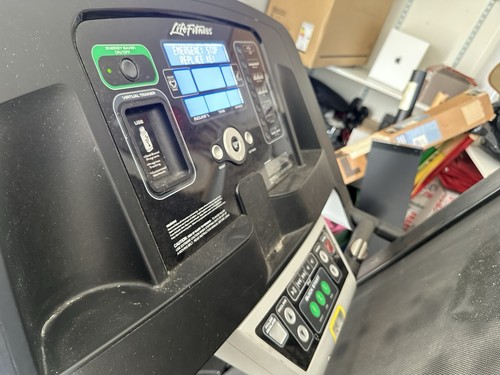 Life fitness treadmill - life,