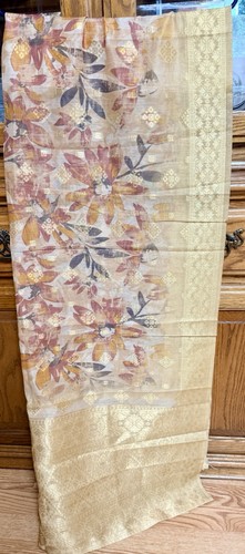 Beige floral golden india - floral,