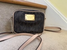 Michael Kors Jet Set Mini Logo