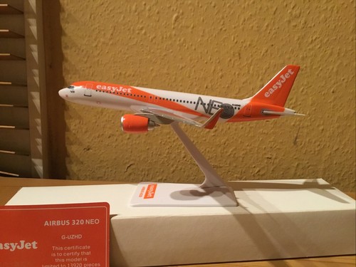 Easyjet a320 neo logo - “neo”,