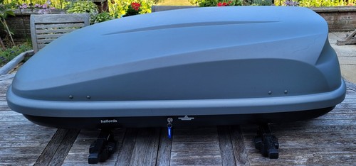 Halfords roof box with - halfords,