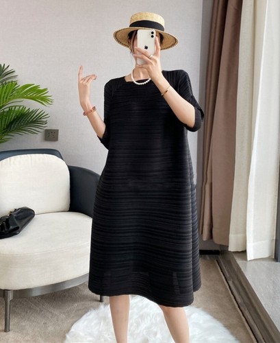 Pleats please issey miyake - pleats,