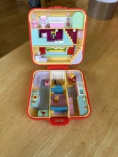 Bluebird Polly Pocket Red