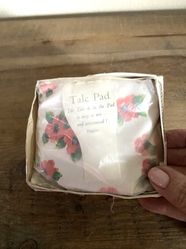 Vintage sweet sue talc - pad, in