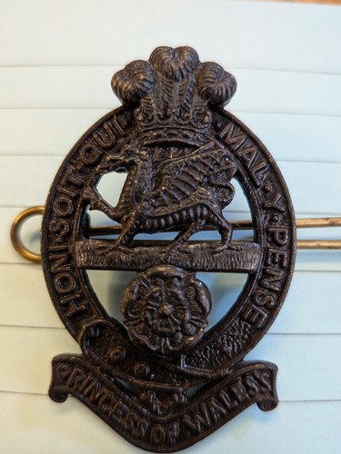 Pwrr beret cap badge - pwrr,