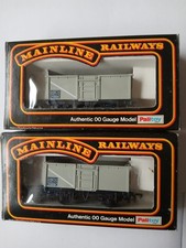 joblot 2x Mainline  37-133 16T Steel Mineral Wagon  Grey Livery 00 gauge 