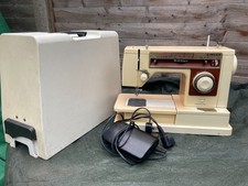 Vintage 6106 Singer Sewing Machine 1980s  It will work Pls Read Full Description