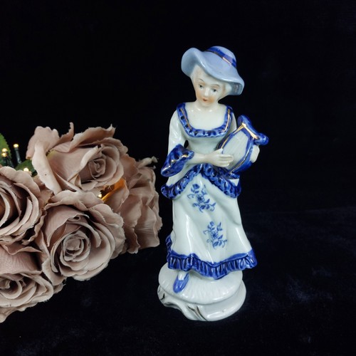 Lady porcelain figurine - porcelain, –