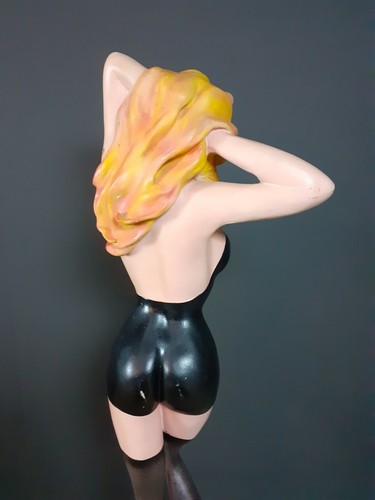 Vintage female mannequin - female,