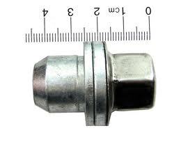 Land rover discovery - wheel, nut