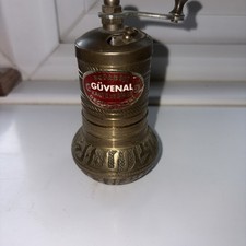 Vintage Boğaziçi Güvenal  Kahve Ve Biber Turkish Pepper Grinder