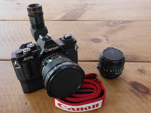 Canon slr with 20mm and - slr,