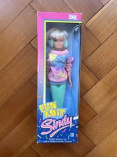 1987 Sindy Doll Fun Knit