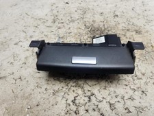 RANGE ROVER AUX REAR INPUT & 12V SOCKET XVN500090 4.4 TDV8 L322 2010 - 2013